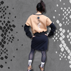 Pull court & loose Yin Yang Collection - Taille M - camel et noir