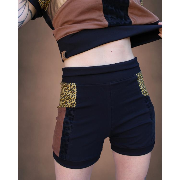 Cycling shorts taille S-M (36-38) - Fierce Fucking Feline Summer 2025